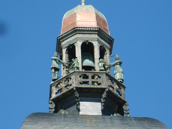Moulins-le beffroi